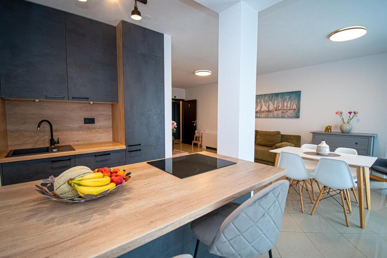 Beachfront Apartments Gabine Kastela Luaran gambar