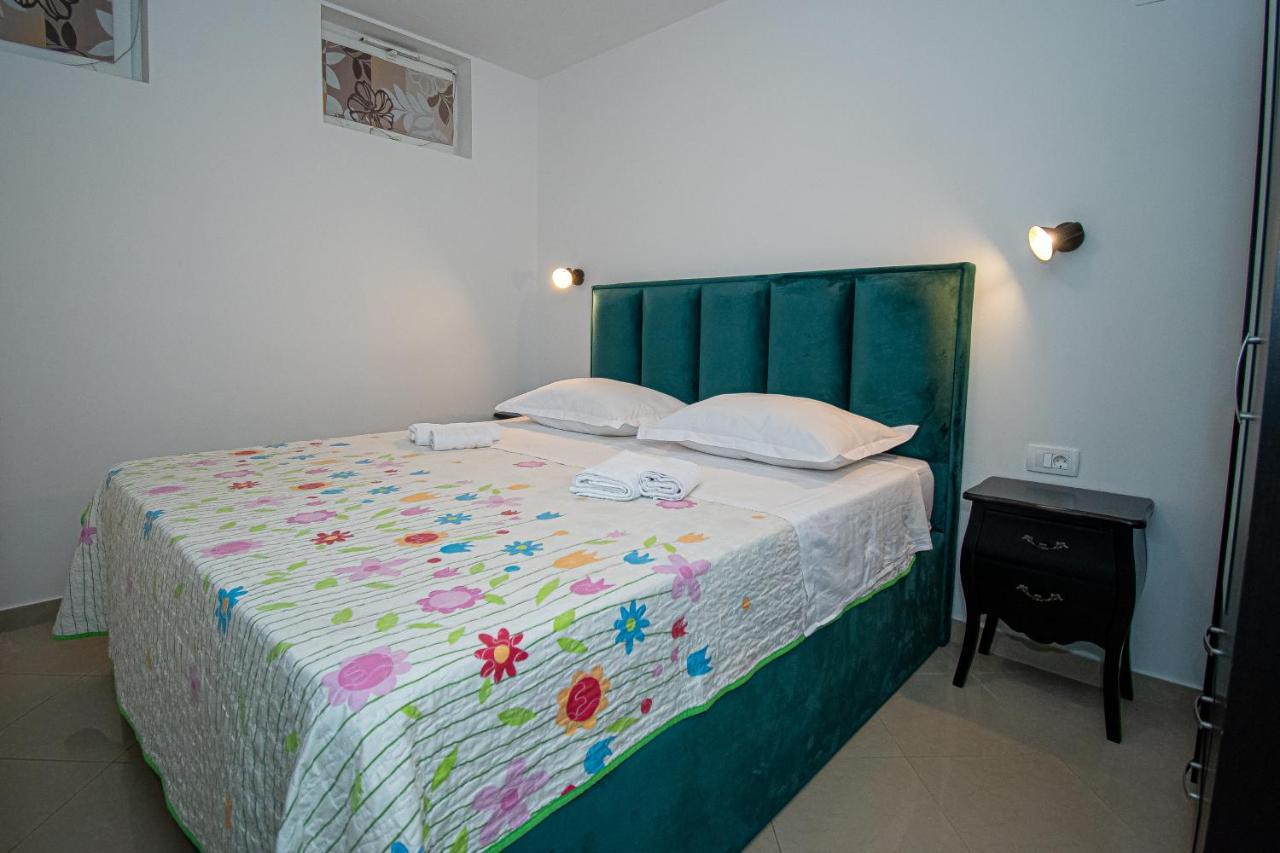 Beachfront Apartments Gabine Kastela Luaran gambar
