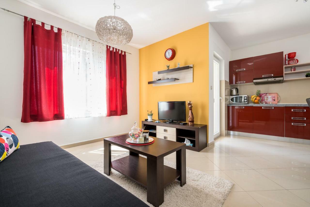 Beachfront Apartments Gabine Kastela Luaran gambar