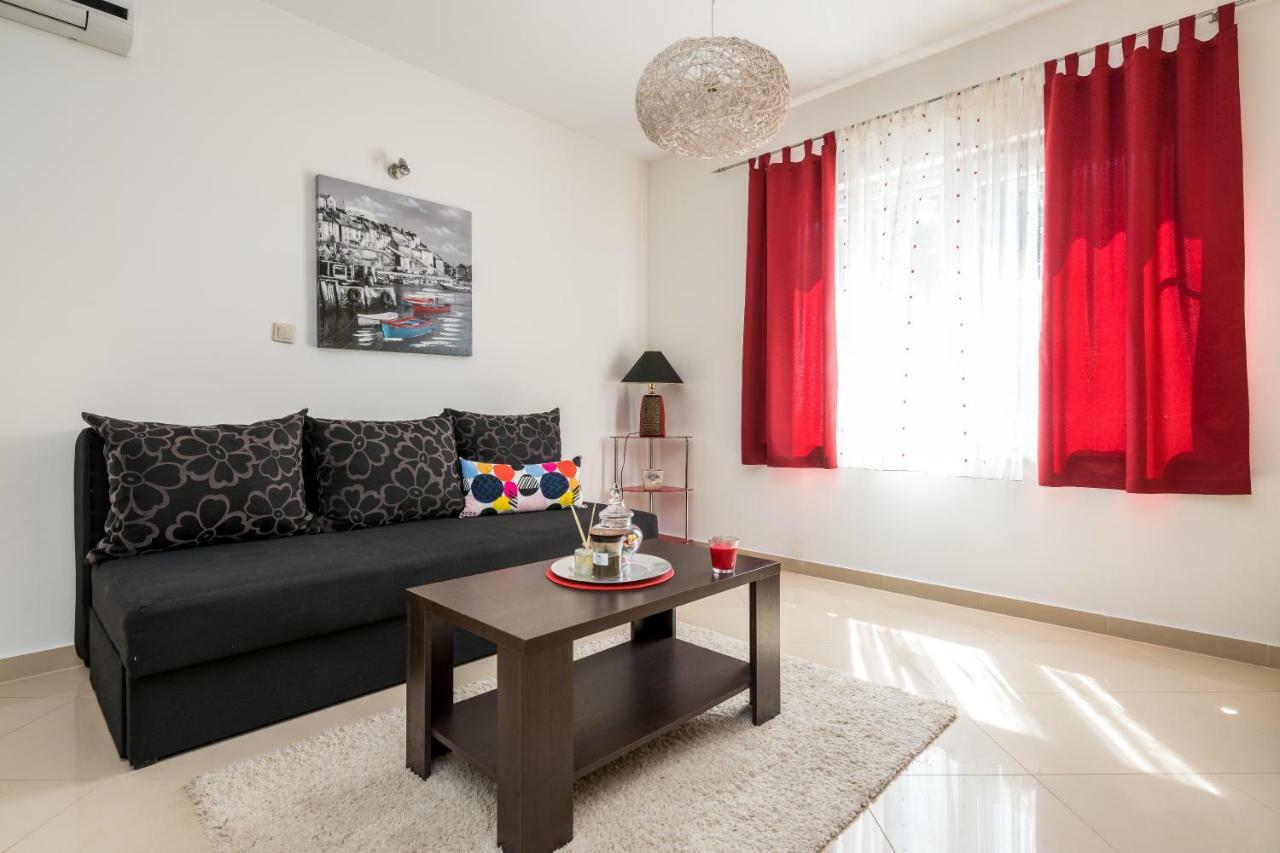 Beachfront Apartments Gabine Kastela Luaran gambar